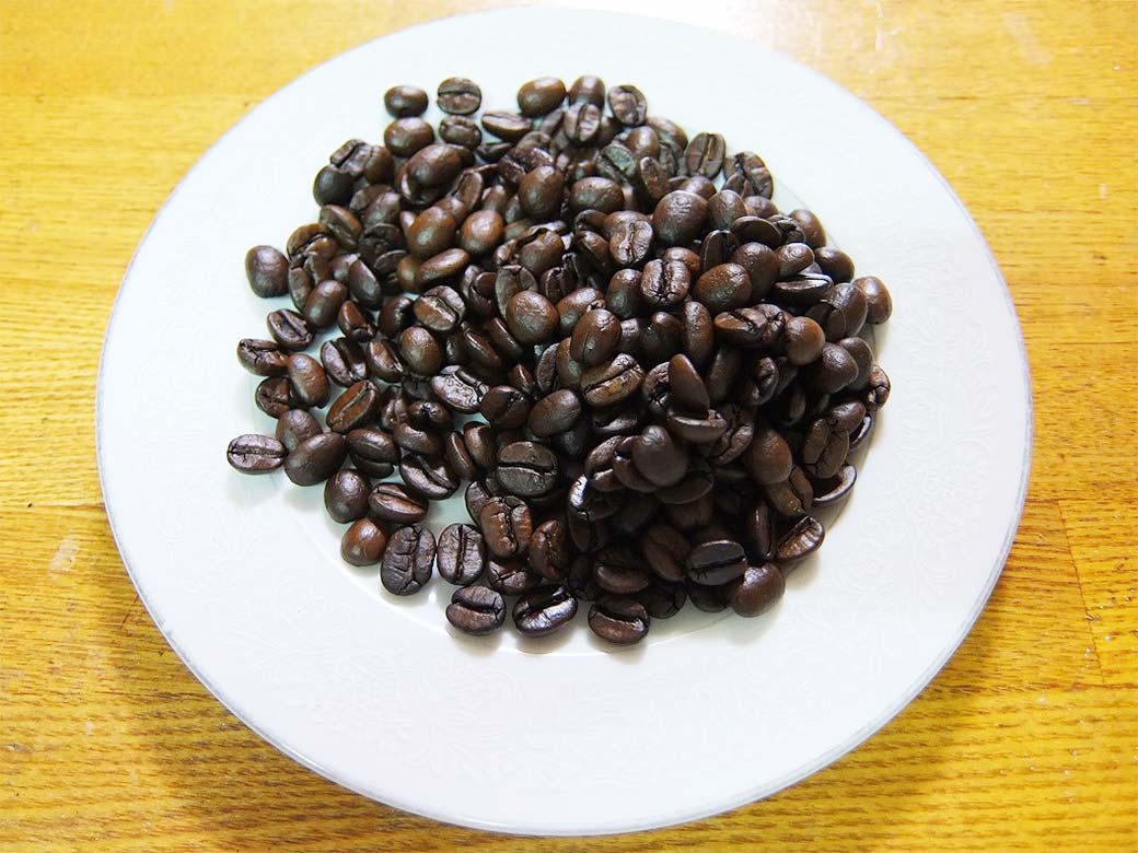 チョコレートのような甘み、ブラジル産生豆を自宅焙煎 - LITHON LIFE