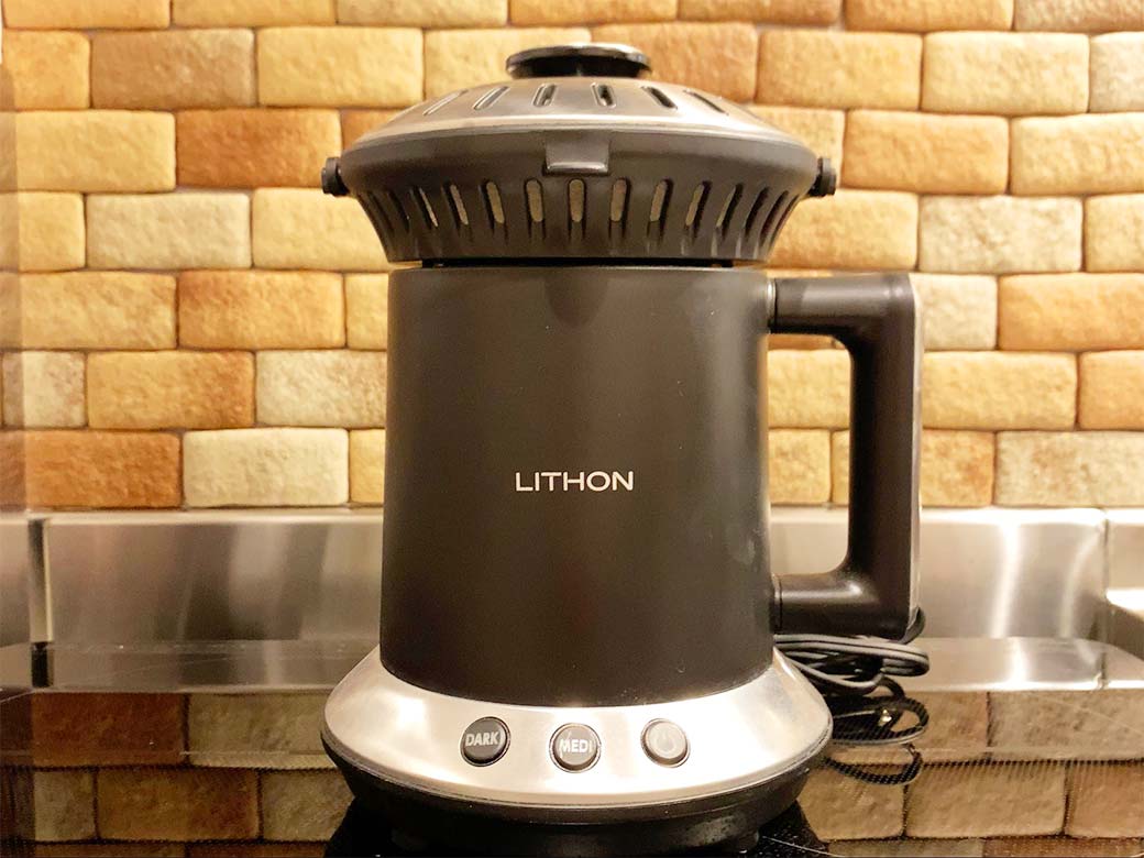 コーヒー自宅焙煎で「におい」の苦情はこない？対策と焙煎機を紹介！ - LITHON LIFE